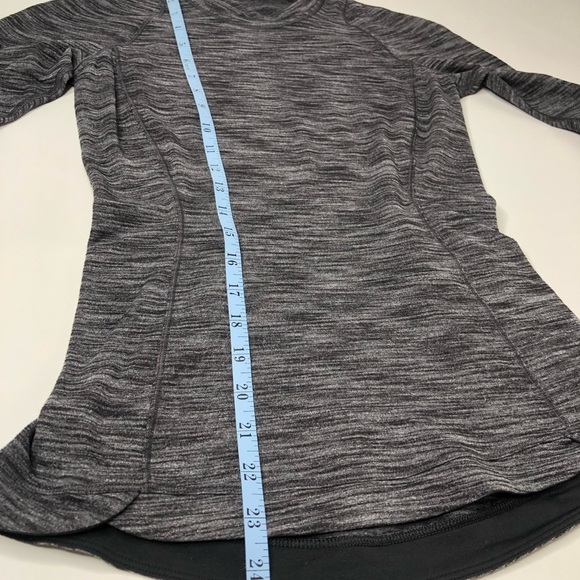 LULULEMON Runderful Grey Heathered Black Pocket Long Sleeve Active Top SIZE 4 - Picture 14 of 16